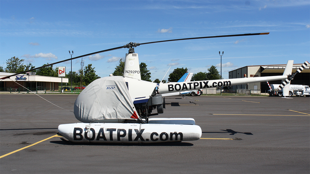 Full size: BoatPix Robinson R22 Mariner N292PD at Ann Arbor Municipal Airport